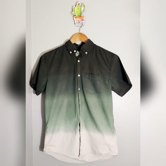 American Eagle Outfitters Other - American Eagle 3 tone ombre.     (166)